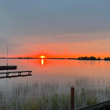 Plassenzicht Logies & Sloepverhuur Panzió