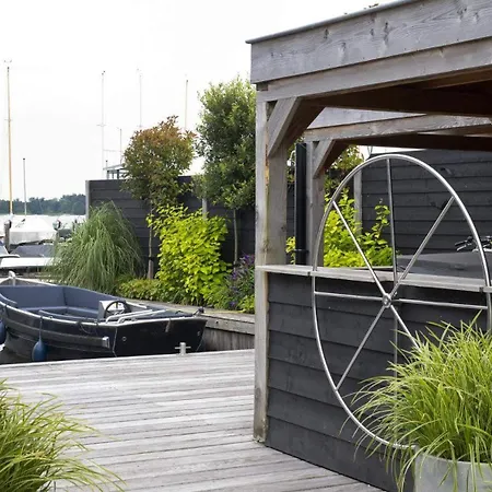 Plassenzicht Logies&sloepverhuur