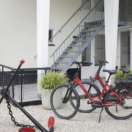 Frühstückspension Plassenzicht Logies&sloepverhuur