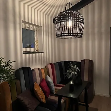 Plassenzicht Logies & Sloepverhuur Bed & Breakfast *