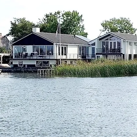 Plassenzicht Logies & Sloepverhuur