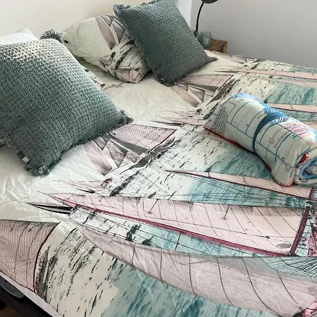 Plassenzicht Logies & Sloepverhuur Bed & Breakfast *