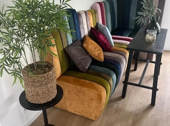 Plassenzicht Logies & Sloepverhuur 4*