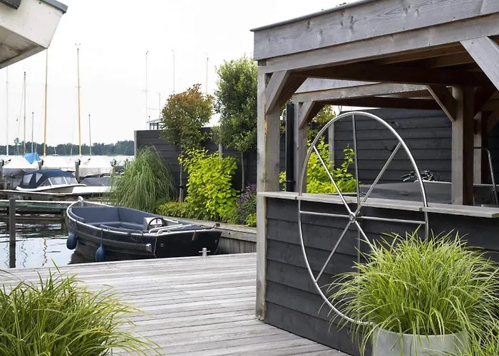 Plassenzicht Logies & Sloepverhuur